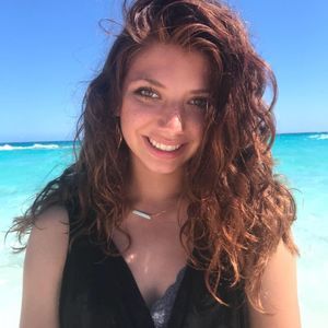 Meet your Posher, Natalie